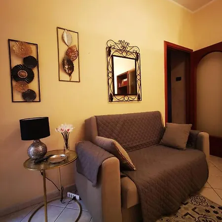 Casa Leo 1 *