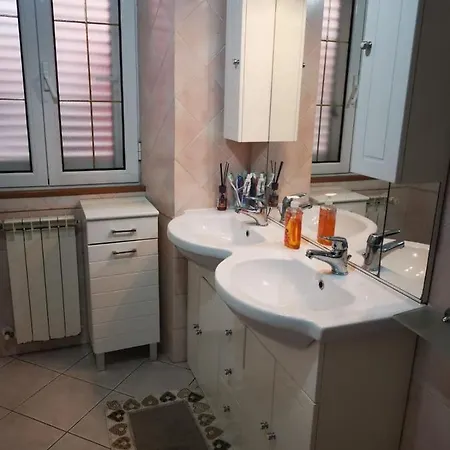 Casa Leo 1 イグレージアス