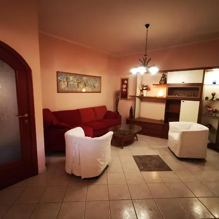 Casa Leo 1 *